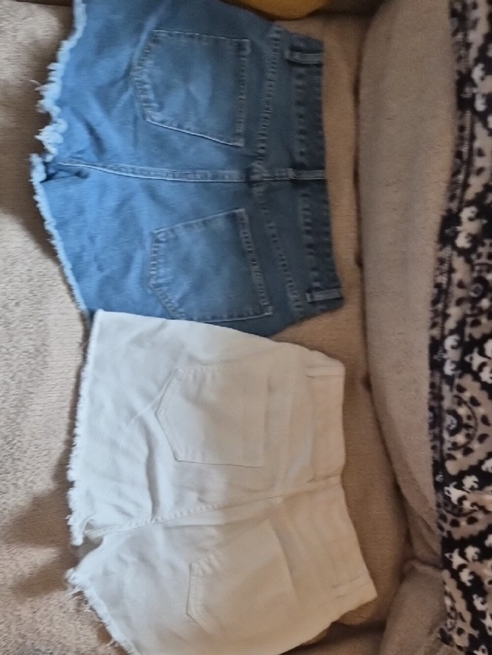 SHEIN High Waist Denim Shorts, Size L (32) - Picture 10 of 11